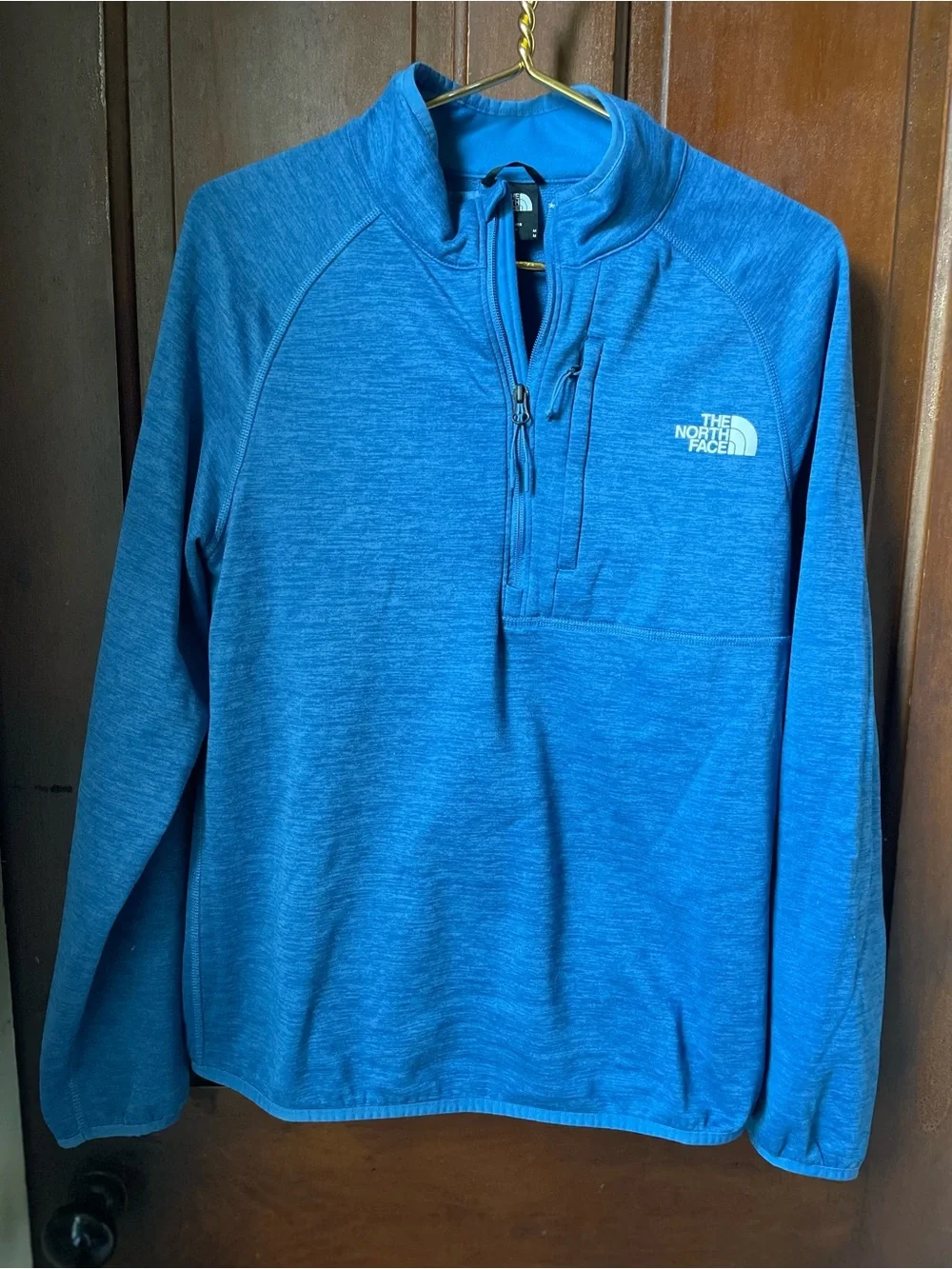 The North Face men's medium long sleeve blue pullover